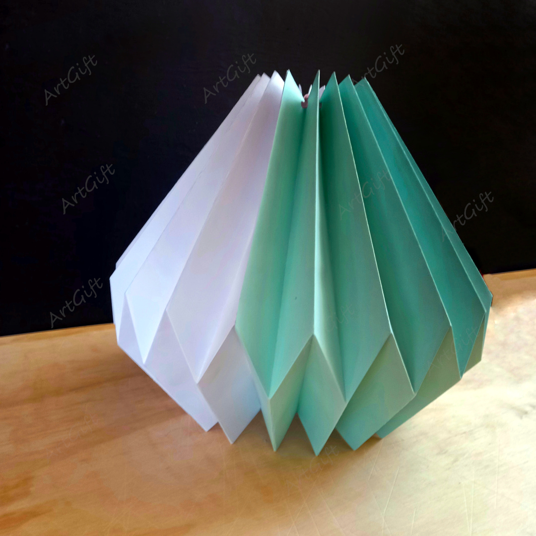 Pantalla para lámpara hecha de papel